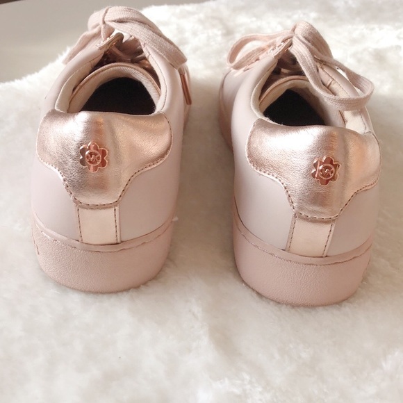 Michael Kors Irving Soft Pink Leather Rose Gold Lace Up Sneakers - Picture 2 of 11